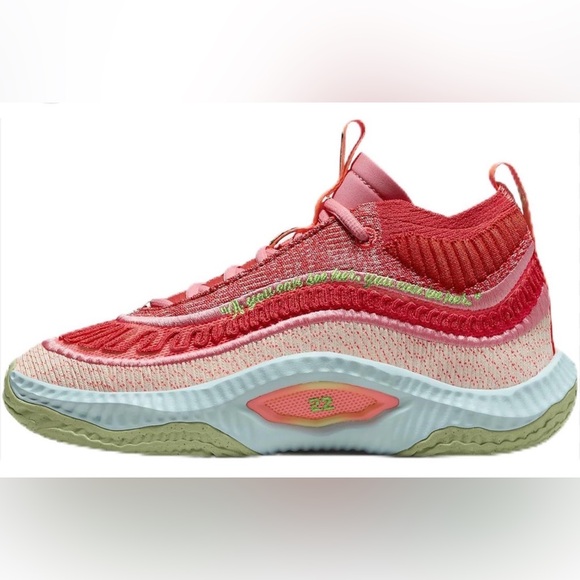 Aja Wilson x Nike Stylish Pink and Green Sneakers - Picture 2 of 16